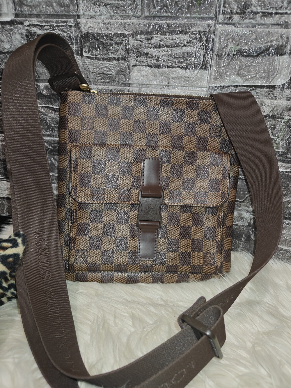 Louis Vuitton Brown Damier Crossbody Messenger Bag